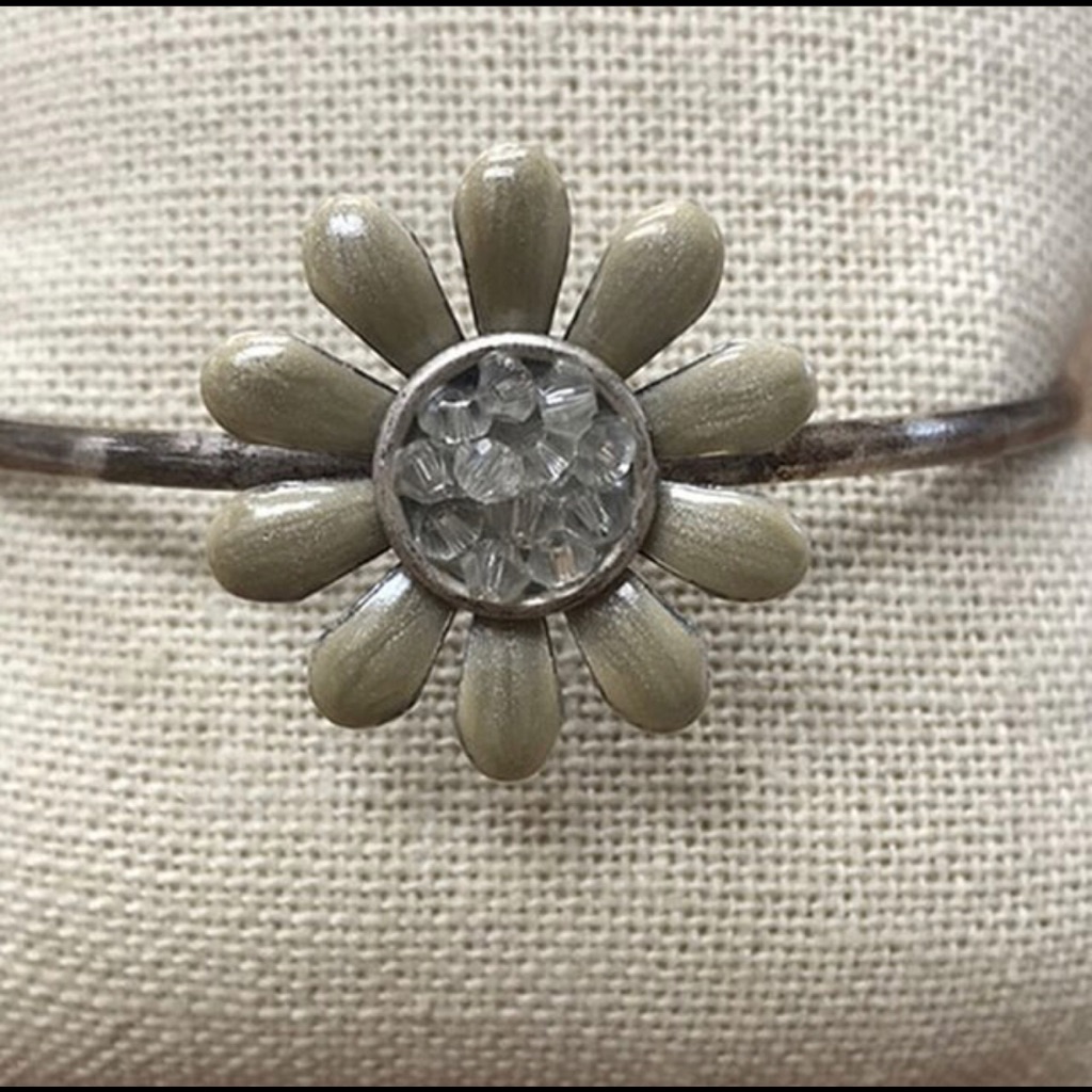 Liz Palacios Enamel Daisy Bracelet With Crystals-Boutique